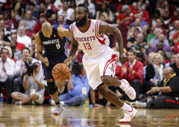  布朗森替补登场贡献二十加，尼克斯爆冷击败雄鹿终止其连胜