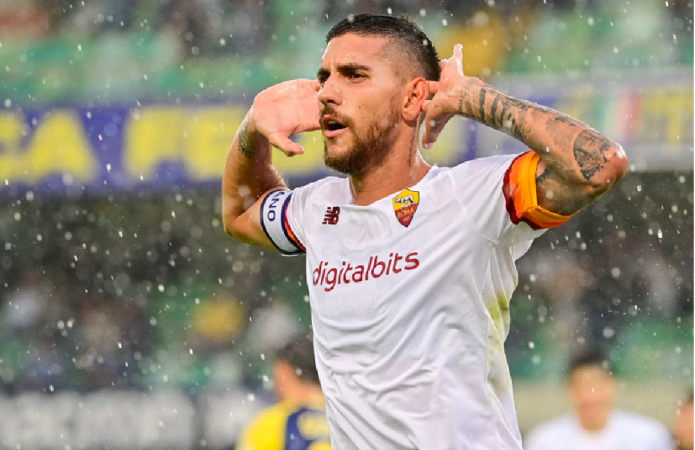  罗马德比战平收场，穆里尼奥变阵收效甚微引争议  